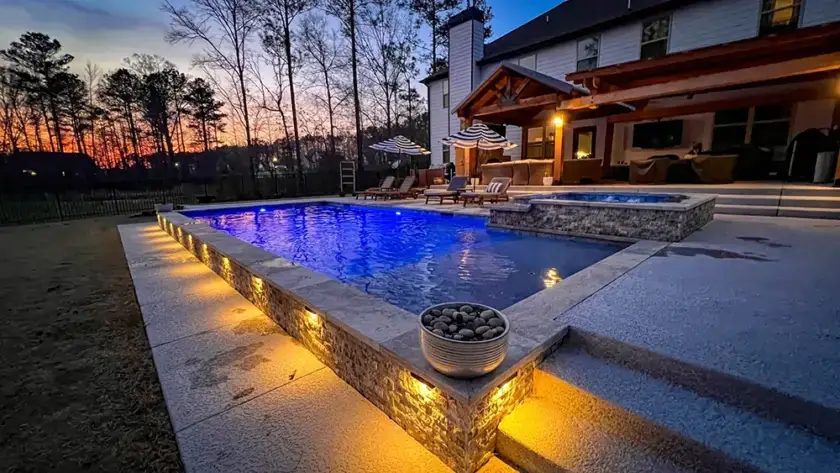pool with hot tub